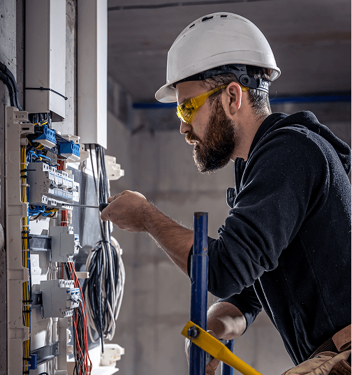 NR-10: Segurança em Instalações e Serviços com Eletricidade